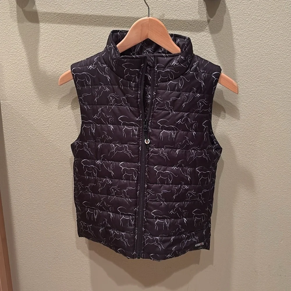Kerrits kids horse puffer. It's a size Large